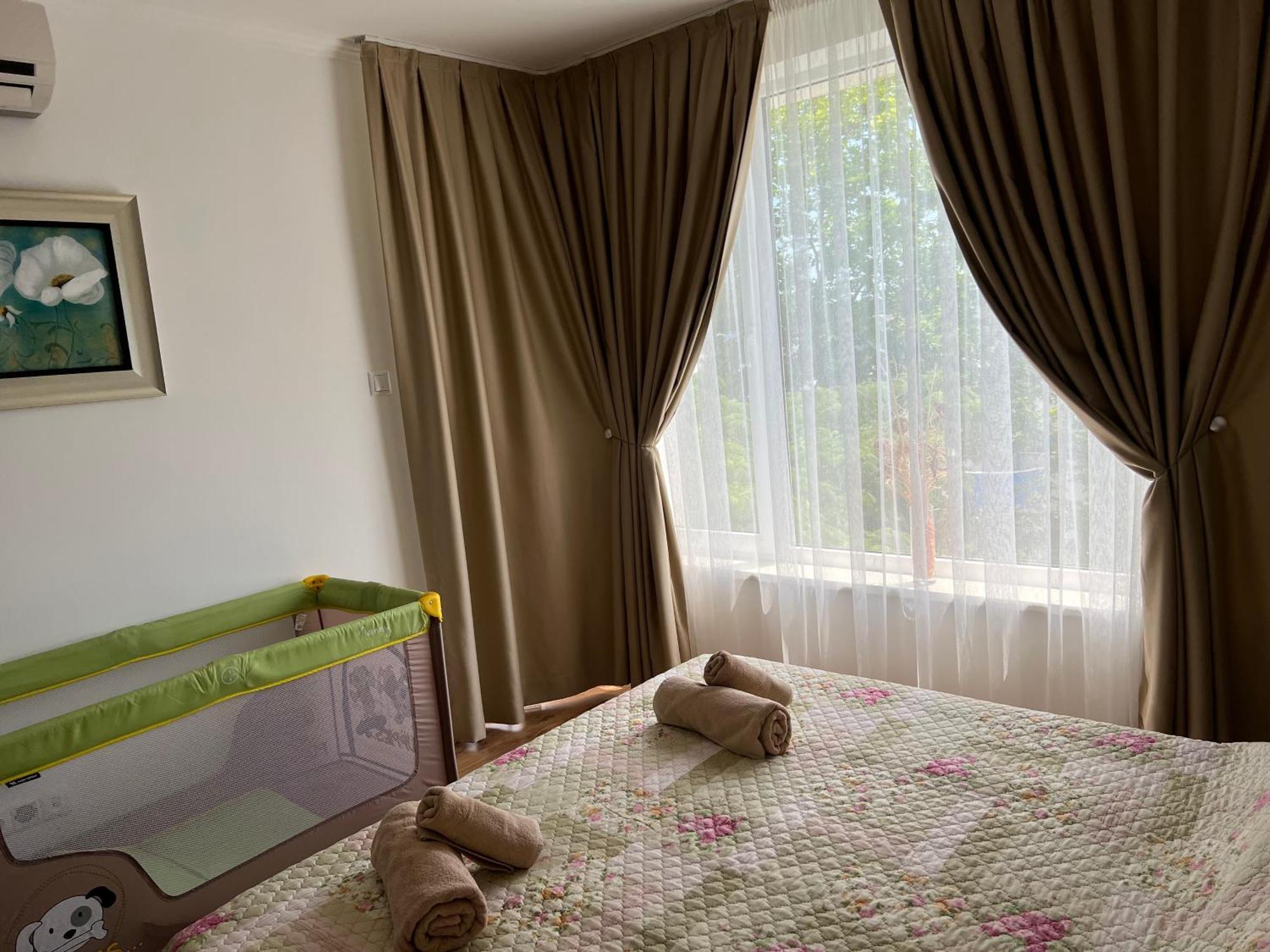 Antorini Apartments Sveti Vlas Exterior photo
