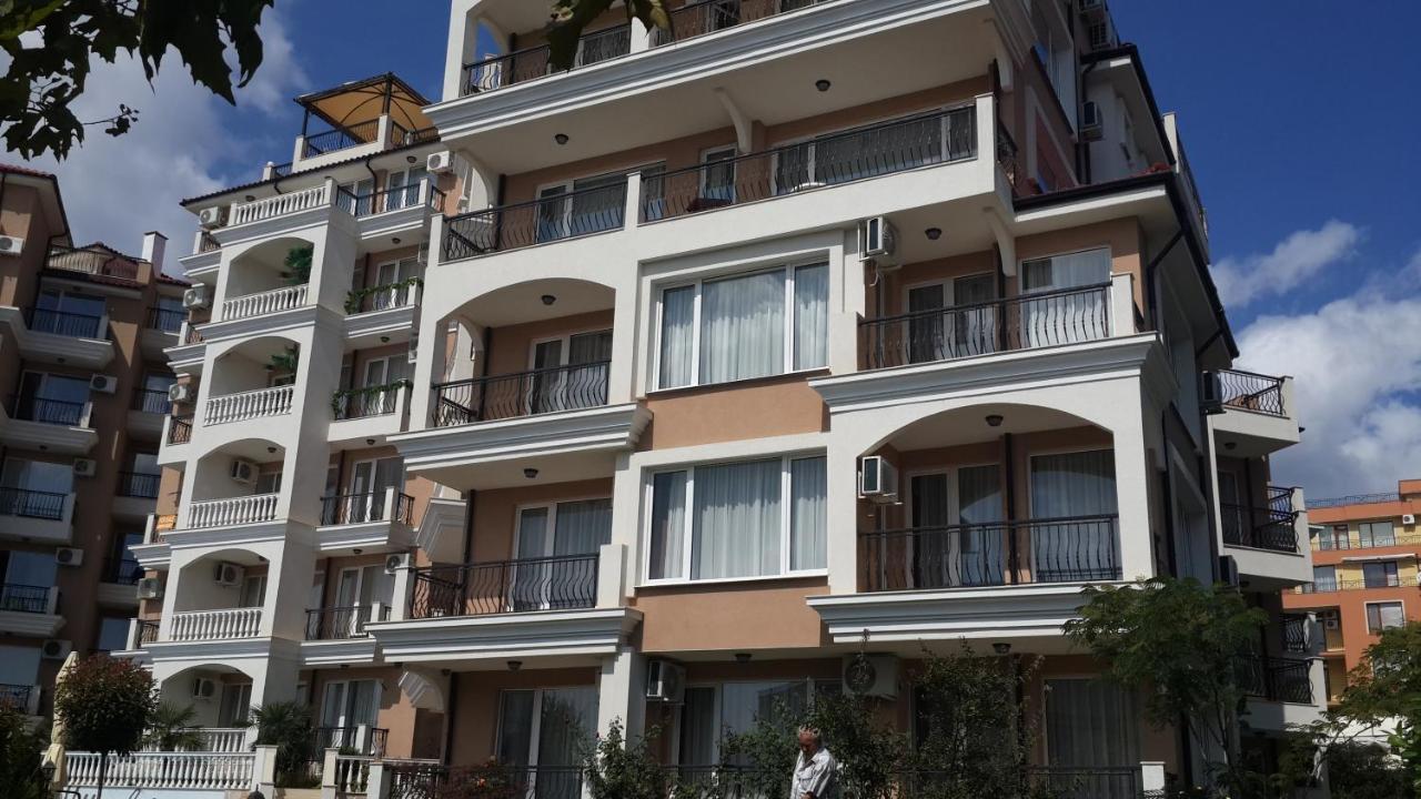 Antorini Apartments Sveti Vlas Exterior photo